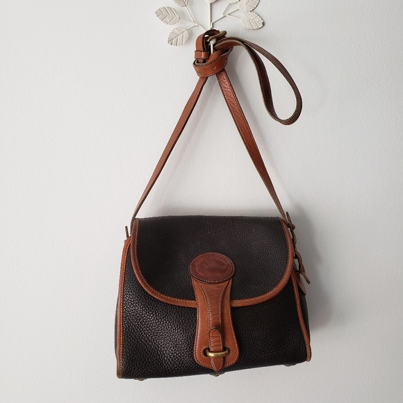Dooney & Bourke Handbags - Brown Dooney & Bourke Crossbody